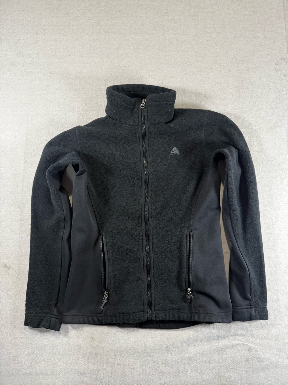 Women’s Nike Acg Nike Therma Fleece Zipup Sweater Size S
